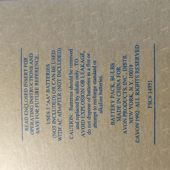 Two Vintage Avon Light Up Clear Pressed Art Glass of Church with Gold Base - Picture 11 of 16